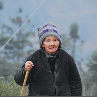 晚安电台丨姥姥，我想你了