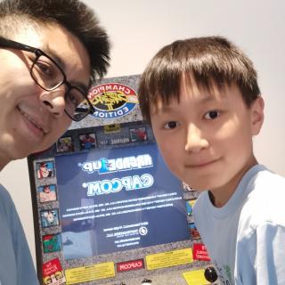 和神秘嘉宾聊游戏