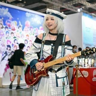 日本二次元也要来吃谷，中国“痛城”为何让人又痛又爱？