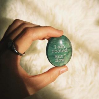 30.一块石头，如何打开情绪生意？对话掌心石品牌「肯定语」