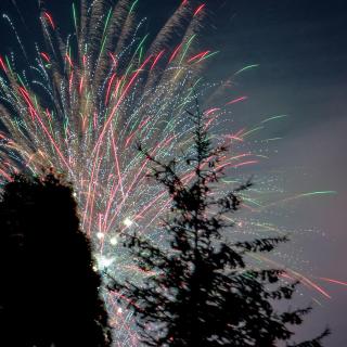 不要害怕失去任何人，就像他们不害怕失去你一样。