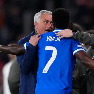 Vol.244 从维尼修斯被辱到赫伊森辱华，聊聊“种族歧视”这一足坛最大的顽疾