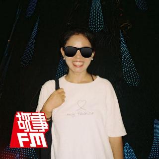 妈妈做陪酒小姐，养活了两大家子