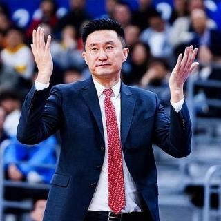 【260324体坛先锋】热刺欲换帅到处问诊，皇马医疗队左右不分？